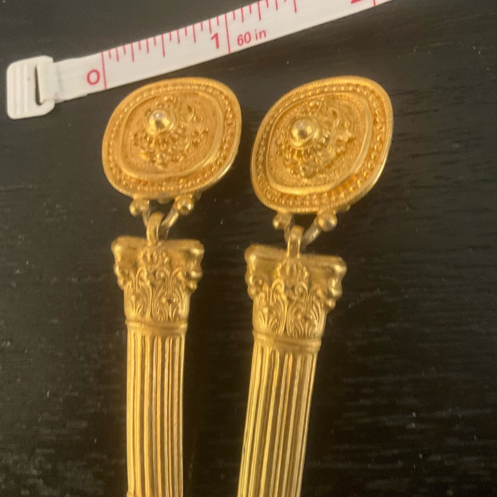 Vintage Statement Ben Amun Gold Earrings - Picture 2 of 5